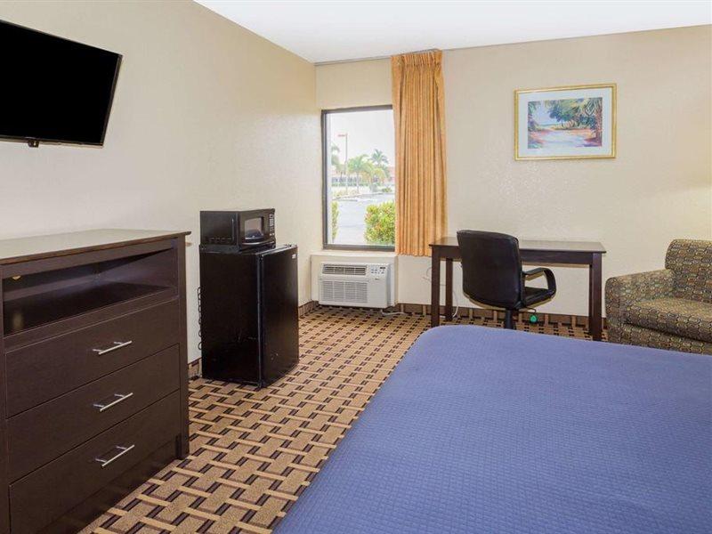 Quality Inn Fort Myers - Cape Coral Exterior foto